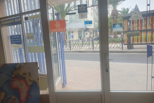 À VENDRE – AGENCE DE VOYAGE – EMPLACEMENT STRATÉGIQUE
