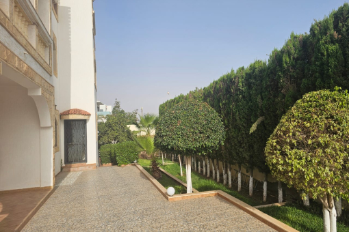 À VENDRE – Superbe Villa de Prestige à Illigh – Vue Mer et Montagne