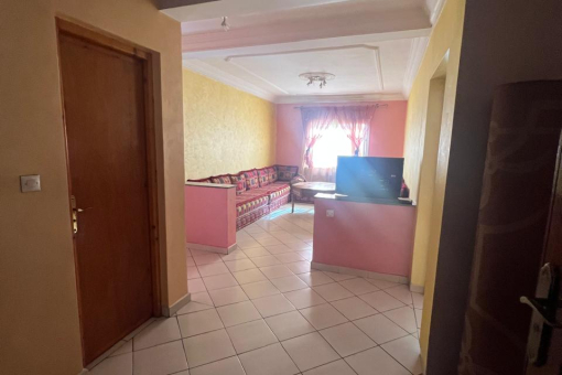 Appartement meublé au 5ᵉ étage avec ascenseur – Résidence Ifrane 1