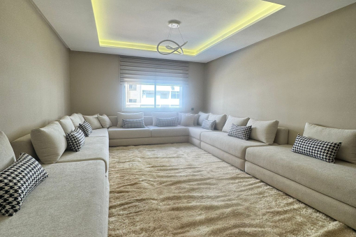 À VENDRE — Appartement coup de cœur entièrement rénové à Hay Mohammadi