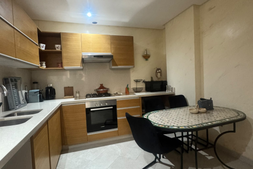 À LOUER – BEL APPARTEMENT 2 CHAMBRES – CENTRE-VILLE D'AGADIR